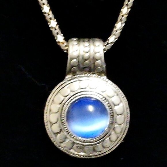 Necklace Silver Tone Adjustable Chain Blue Stone Pendant 17.5" length Necklace - Picture 2 of 6